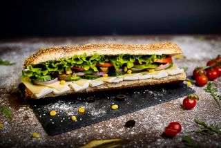 Сандвич със свежо сирене, чедър, гауда (500г)