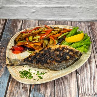 Ципура на Скара със Сотирани Зеленчуци (400г)