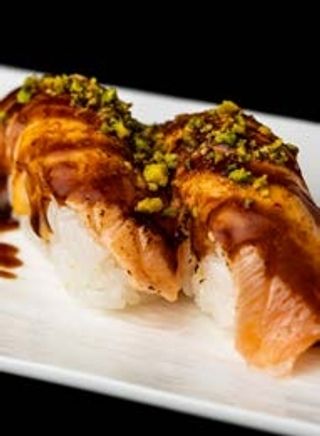 nigiri salmone scottato