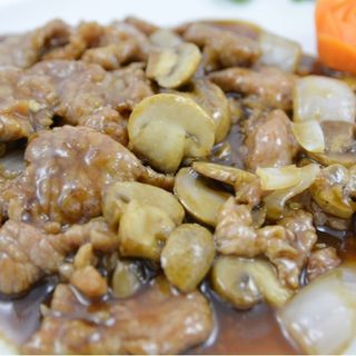 Pollo con champiñon