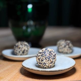 Vegan Truffles With Sesame Balls