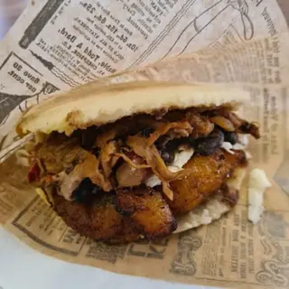 Arepa Pabellon Criollo