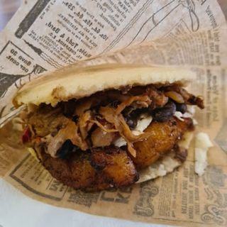 Arepa Pabellon Criollo