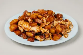 155. Пиле с картофи