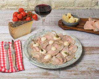 Vitello Tonnato E La Quenelle