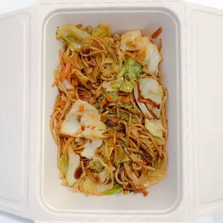 Yakisoba vegano con tofu frito (aburaage)