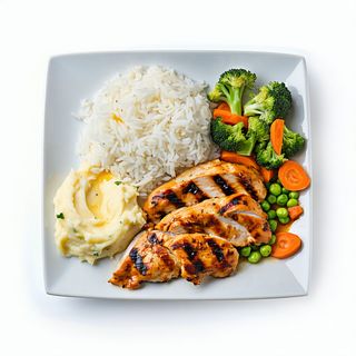 Plato Combinado De Pollo Grande