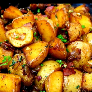 Картопля з беконом (450)