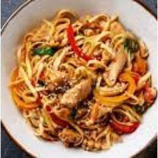 Yakisoba De Pollo