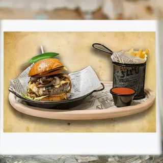 Hot chili burger