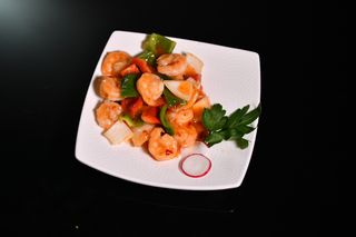 104. Gamberi con salsa piccante