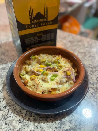 Plato oriental con arroz