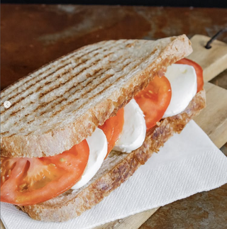 #33 Pomodoro, bufala e basilico