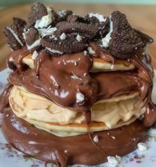 Pancake Amande Noix Et Crème Chantilly