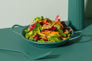 Salată de verdețuri