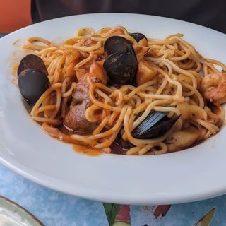 Espaguetis Frutti Di Mare