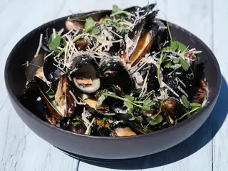 Мідії в соусі дор-блю (400g)