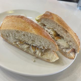 Bocadillo De Pescado A La Plancha