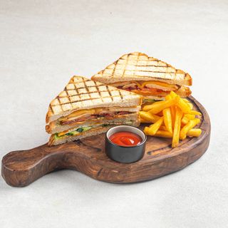 Клаб-сэндвич с курицей