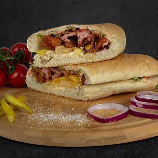 ბესთ-დოგი კარტოფილ ფრისთან ერთად პურში