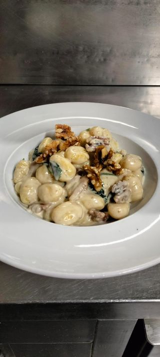 Gorgonzola spinaci e noci