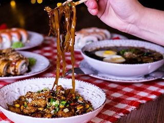 Тайська локшина з курчам