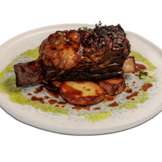 Coaste de vita la cuptor,cartofi aromatizati si sos catalan