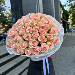 51 рожева троянда "Salma"
