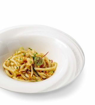 748. Udon con frutti di mare