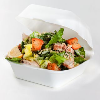 Sałatka Cezar z kurczakiem