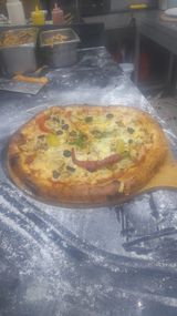 Pizza Gold's