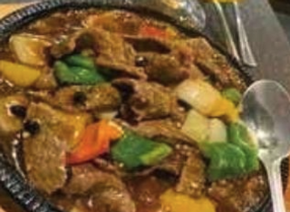 Cerdo con judía negra 