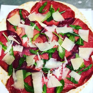 Piadina bresaola, rucola e grana