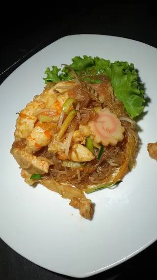 138. Spaghetti di soia con misto mare