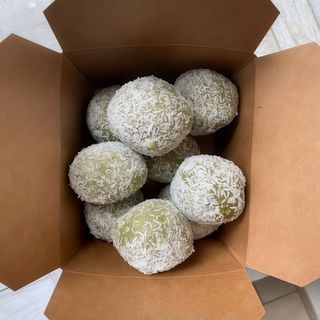 Coconut Matcha Protein Ball (1 ud.)