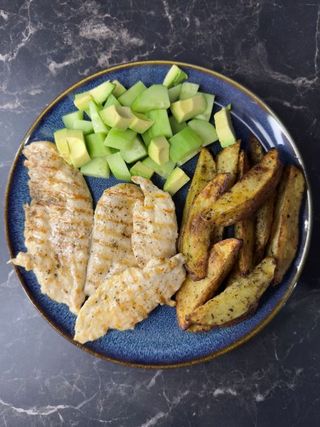 Пилешко филе + 2 гарнитури