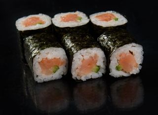 Хосомаки Пушена сьомга (6бр)