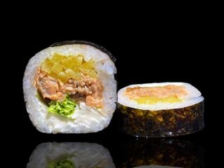 FUTOMAKI SAKE GRILL 6 szt.