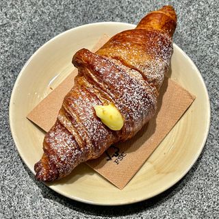 Croissant alla crema