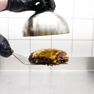 Dodatkowe mięso z serem cheddar 200g