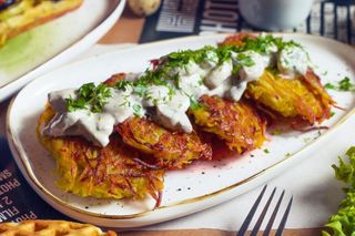 დრანიკები სოკოს სოუსით