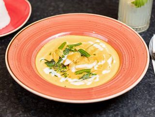 Żółte curry z kurczakiem