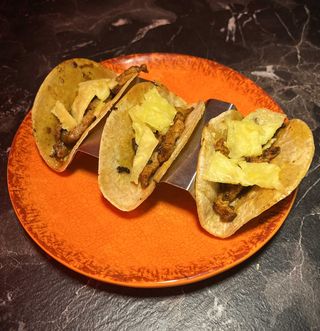 3 TACOS PASTOR MX