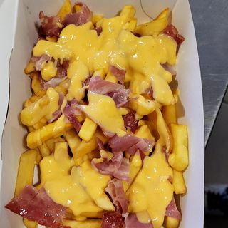 Cartofi cu bacon si cascaval 300 g 