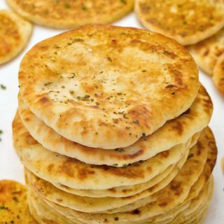 Пърленка с шарена сол и масло