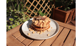 Pancakes snickers