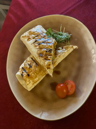 Ролл з телятиною (250г)