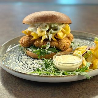 Fried chiken burger 