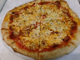 Pizza con chorizo (32 cm)