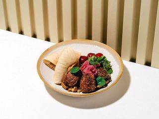 Птітім з кебабом